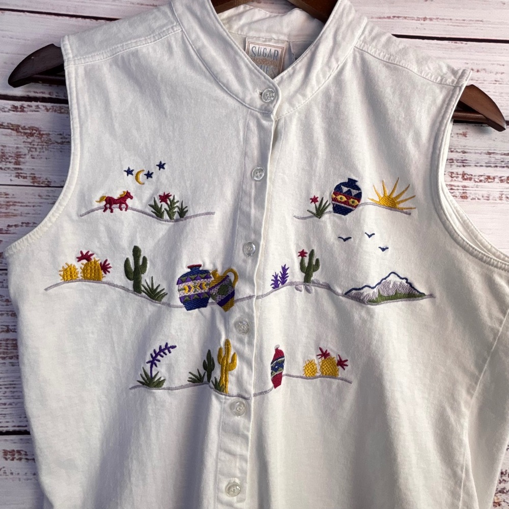 Vintage Southwestern Embroidered Sleeveless Top M White 100% Cotton Button